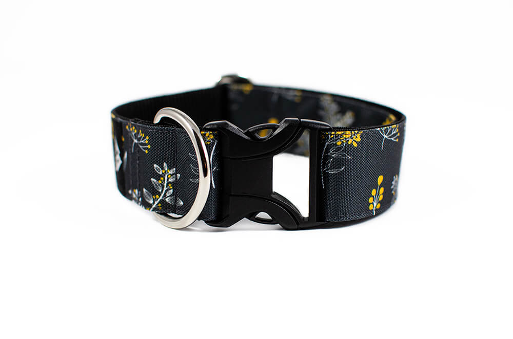 Grey Yarrow - Plus Buckle Collar