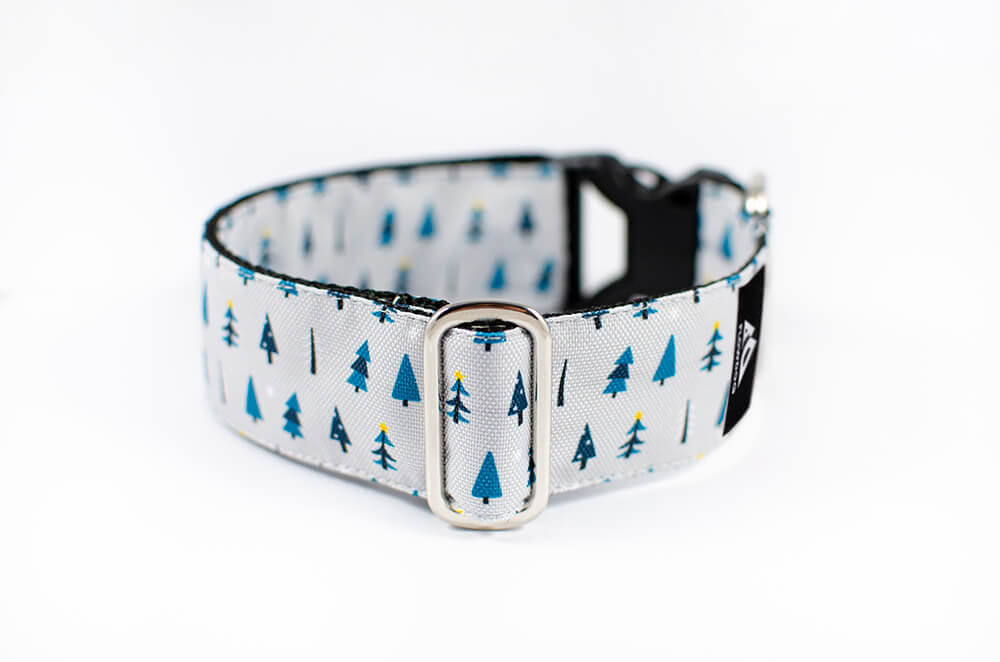 winter forest dog collar with buckle