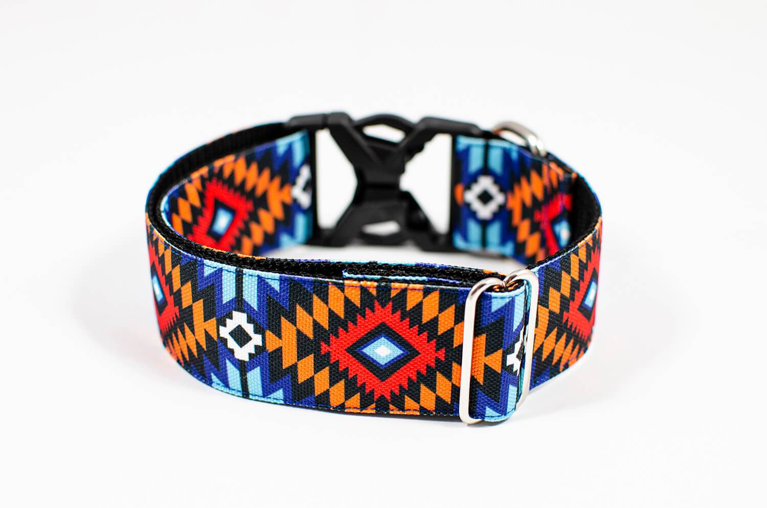 blue red wester dog collar with buckle