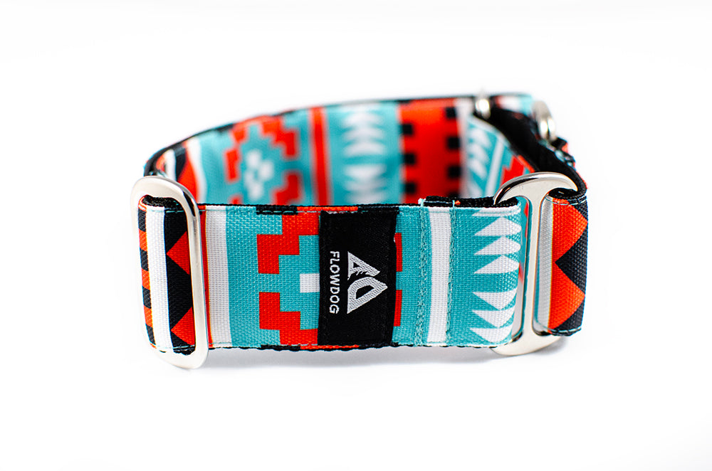 Salvador - Plus Martingale Collar